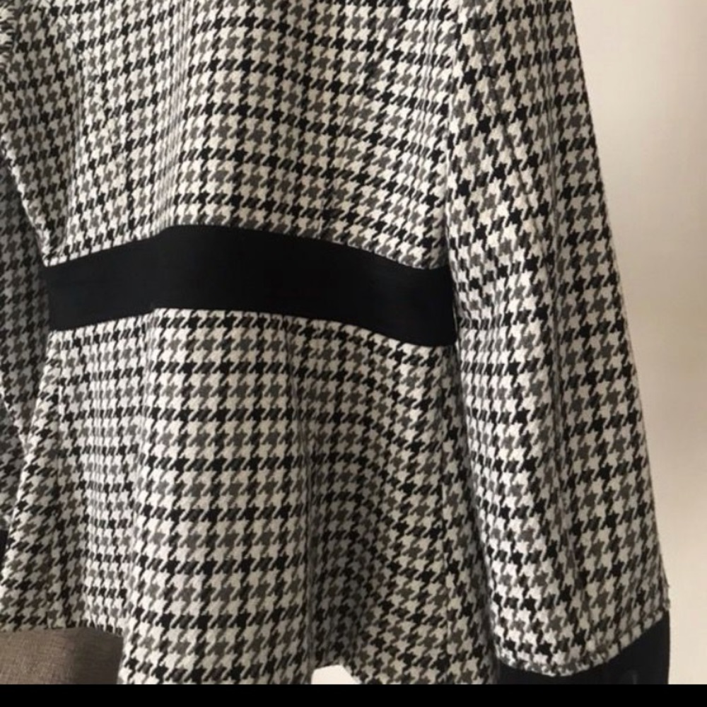 Jacket - Picture 2 of 3